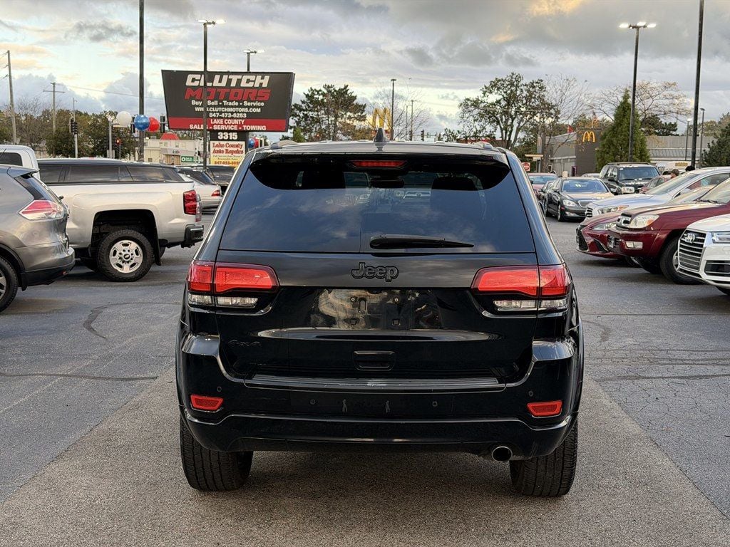 2017 Jeep Grand Cherokee Laredo 4x4 - 23096530 - 5