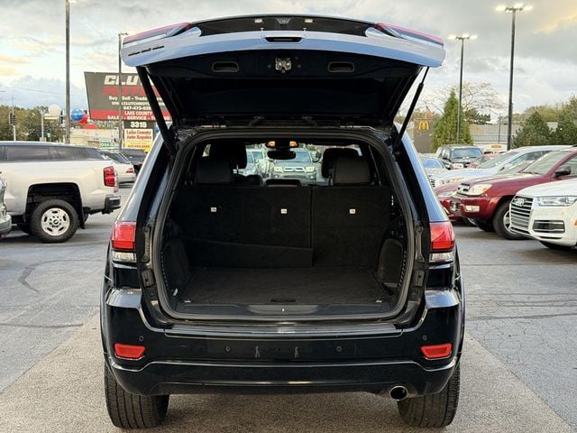 2017 Jeep Grand Cherokee Laredo 4x4 - 23096530 - 6