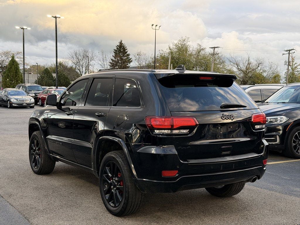 2017 Jeep Grand Cherokee Laredo 4x4 - 23096530 - 7