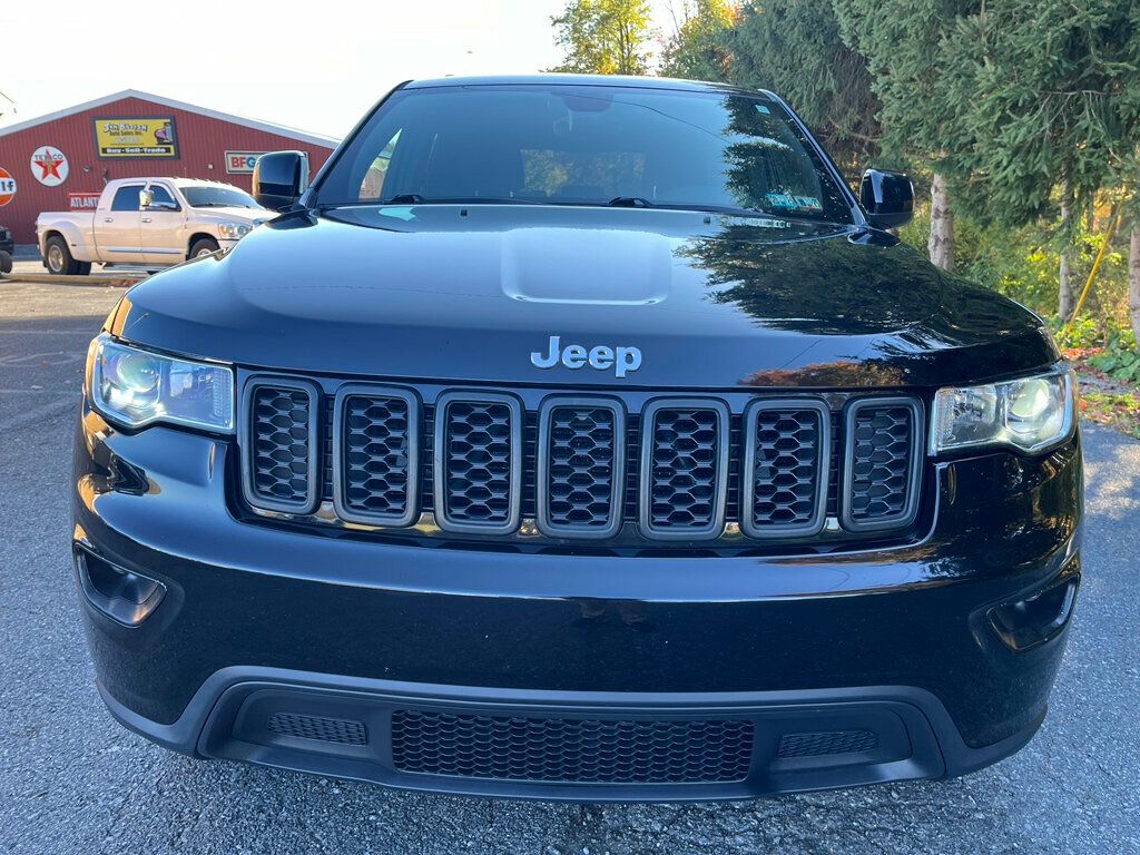 2017 Jeep Grand Cherokee Laredo 4x4 - 22627369 - 7