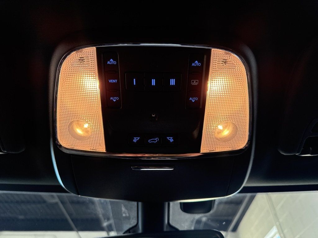 2017 Jeep Grand Cherokee Limited - 22976471 - 28