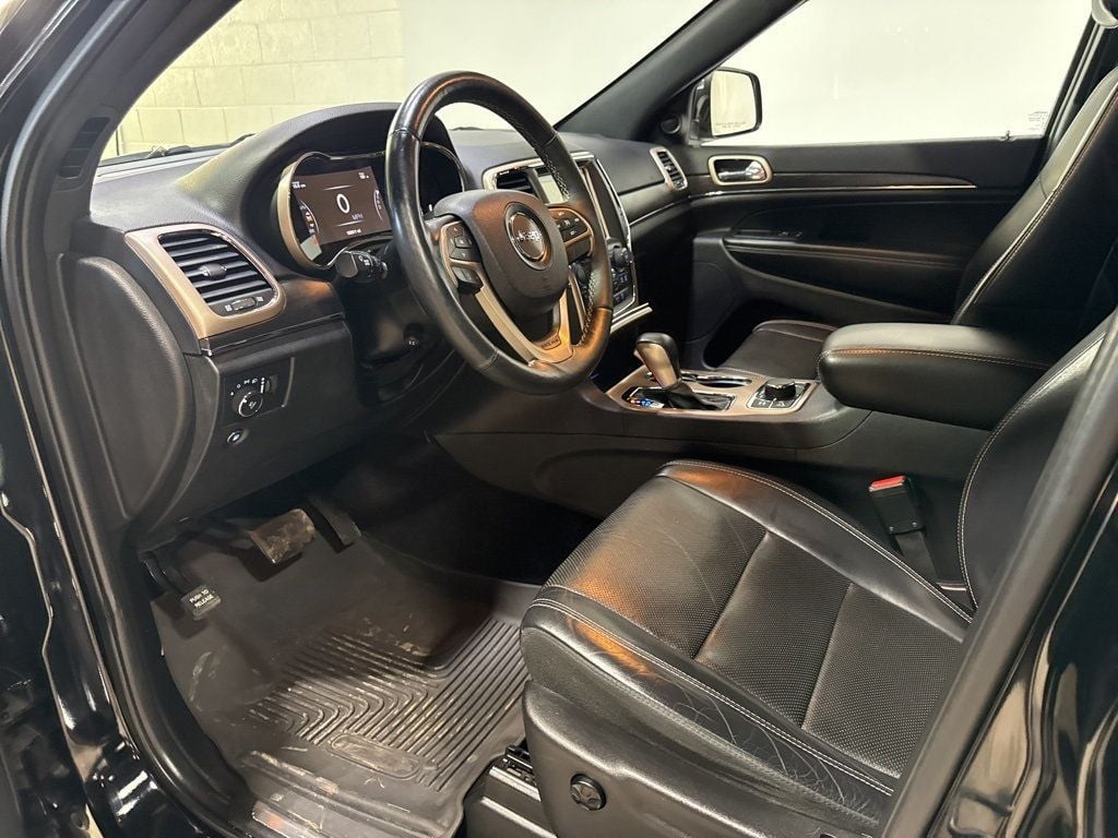 2017 Jeep Grand Cherokee Limited - 22976471 - 32