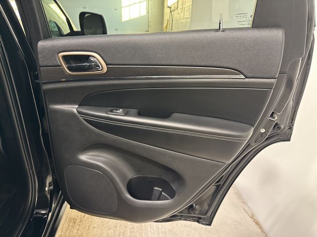 2017 Jeep Grand Cherokee Limited - 22976471 - 51