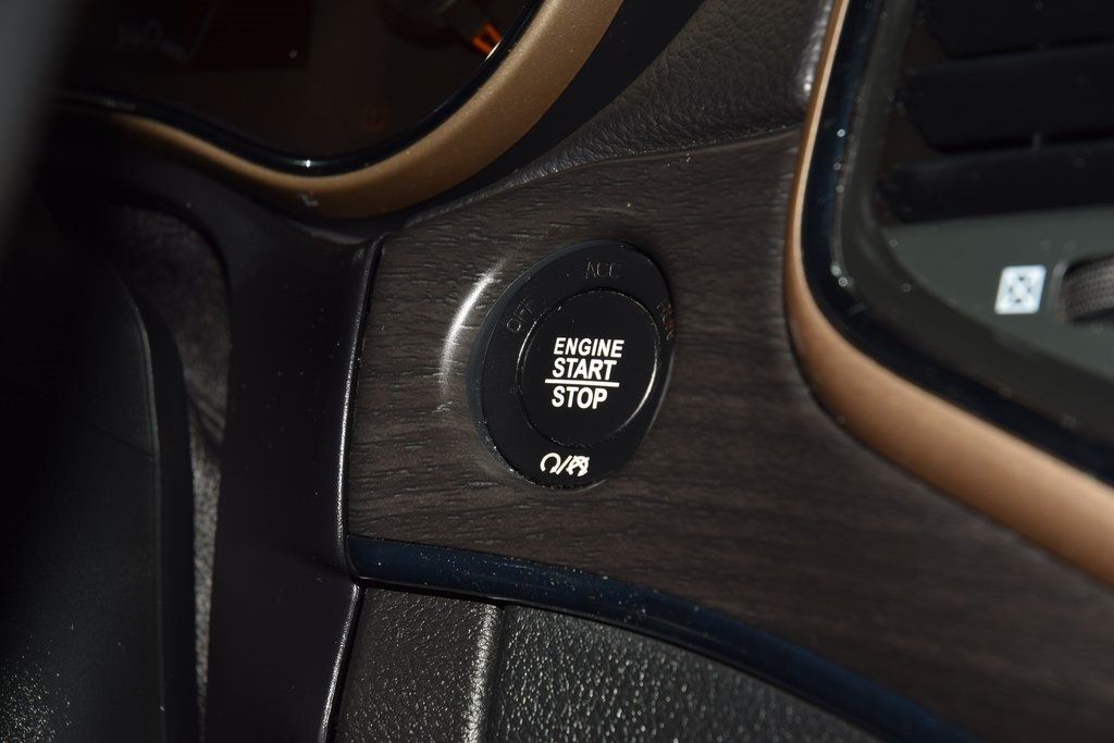 2017 Jeep Grand Cherokee Limited - 22958556 - 34