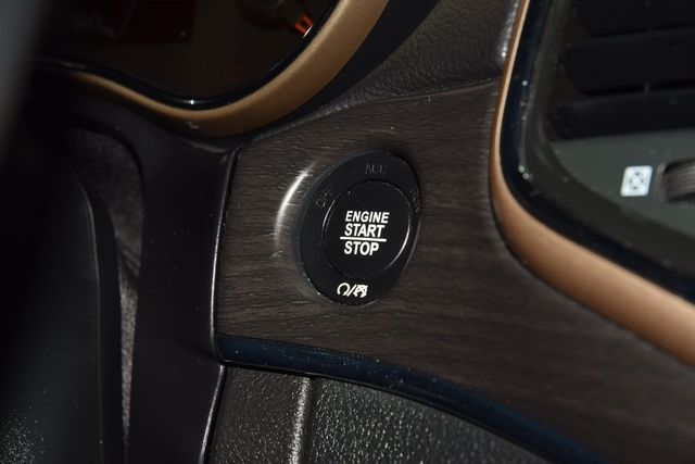 2017 Jeep Grand Cherokee Limited - 22958556 - 34