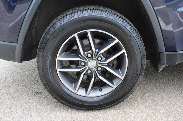 2017 Jeep Grand Cherokee Limited 4x4 - 23029941 - 34