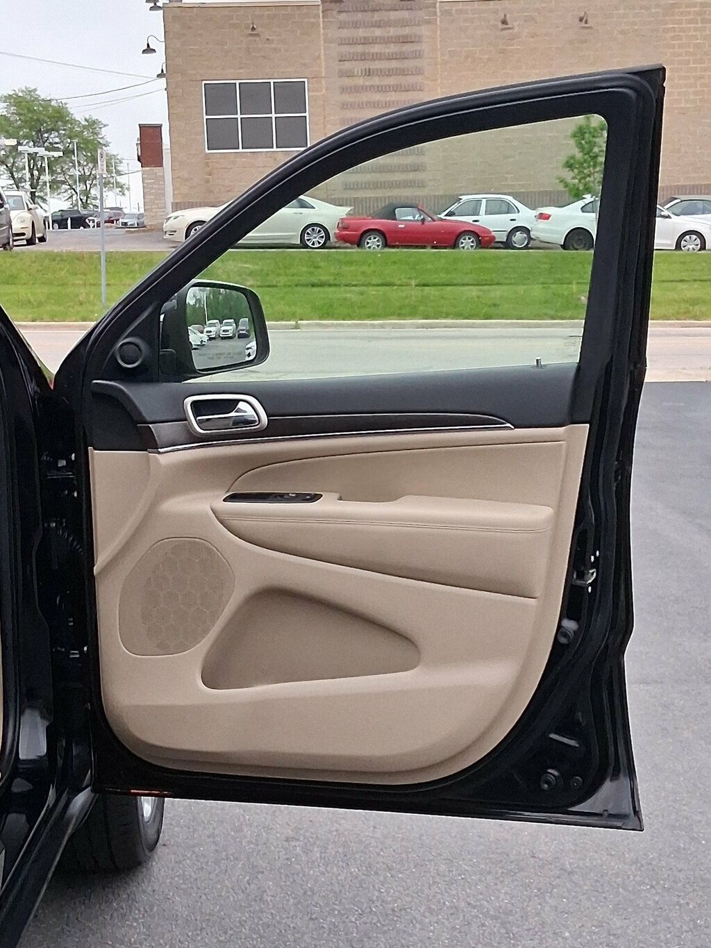 2017 Jeep Grand Cherokee Limited 4x4 - 22849187 - 21