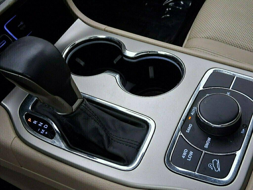 2017 Jeep Grand Cherokee Limited 4x4 - 22849187 - 39