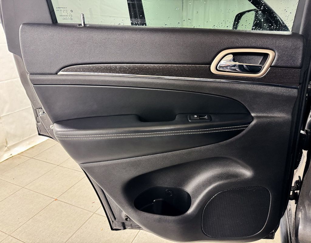 2017 Jeep Grand Cherokee Limited 4x4 - 22939590 - 13