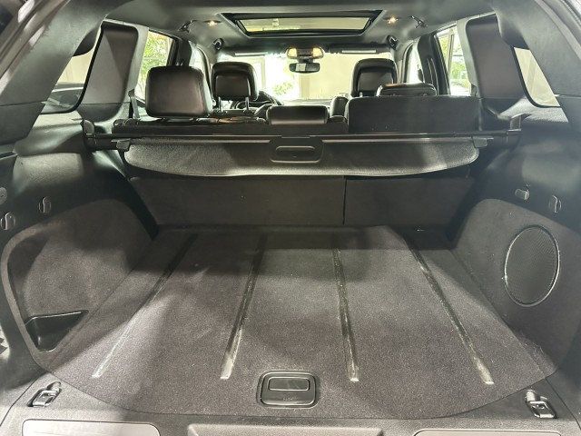 2017 Jeep Grand Cherokee Overland 4x4 - 23002618 - 37