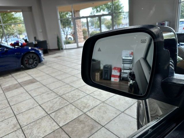 2017 Jeep Grand Cherokee Overland 4x4 - 23002618 - 6