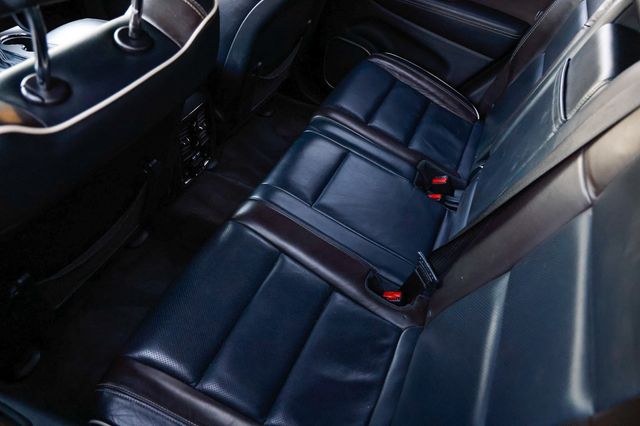 2017 Jeep Grand Cherokee Overland 4x4 - 22962181 - 12