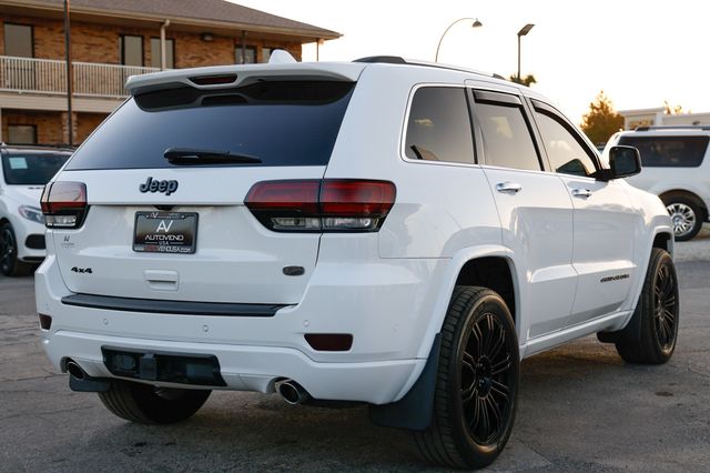 2017 Jeep Grand Cherokee Overland 4x4 - 22962181 - 15