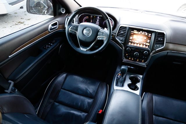 2017 Jeep Grand Cherokee Overland 4x4 - 22962181 - 24