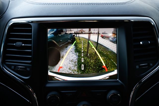 2017 Jeep Grand Cherokee Overland 4x4 - 22962181 - 36