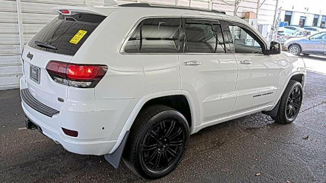 2017 Jeep Grand Cherokee Overland 4x4 - 22962181 - 3