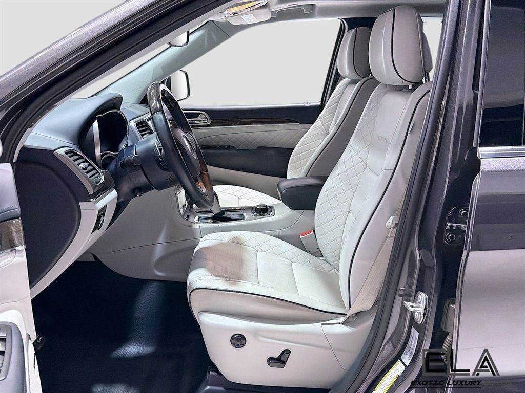 2017 Jeep Grand Cherokee Signature Leather-Wrapped Interior Package! LOOK INTERIOR SEATS! - 23013992 - 20