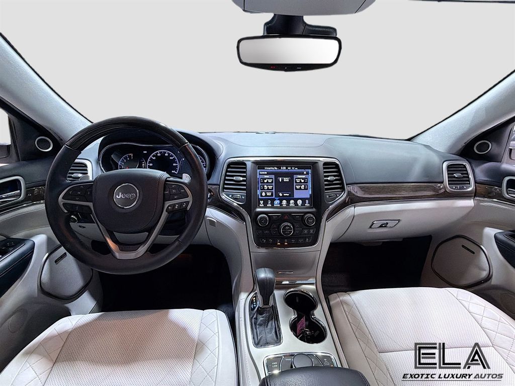 2017 Jeep Grand Cherokee Signature Leather-Wrapped Interior Package! LOOK INTERIOR SEATS! - 23013992 - 24