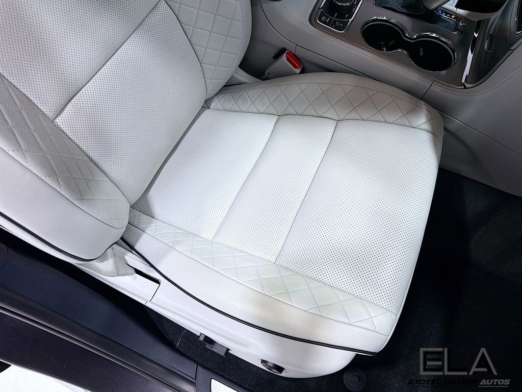 2017 Jeep Grand Cherokee Signature Leather-Wrapped Interior Package! LOOK INTERIOR SEATS! - 23013992 - 40