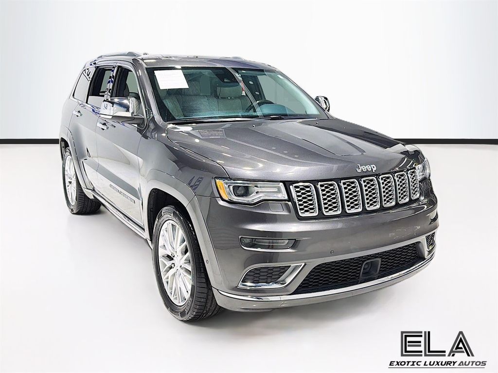 2017 Jeep Grand Cherokee Signature Leather-Wrapped Interior Package! LOOK INTERIOR SEATS! - 23013992 - 49