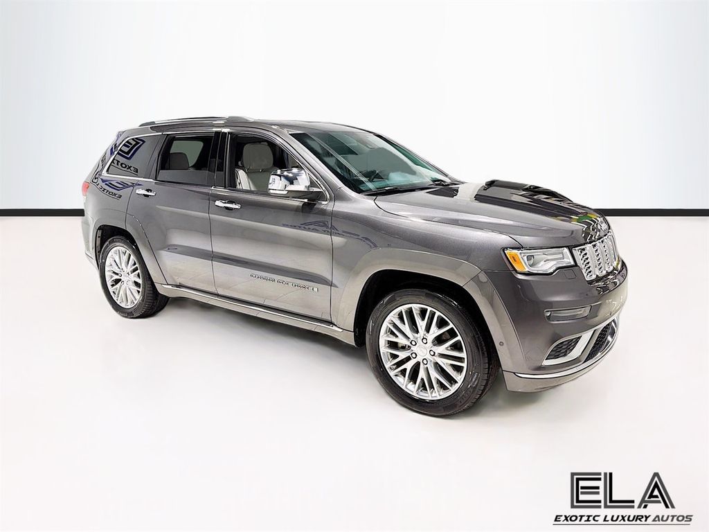 2017 Jeep Grand Cherokee Signature Leather-Wrapped Interior Package! LOOK INTERIOR SEATS! - 23013992 - 51