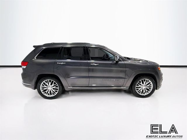 2017 Jeep Grand Cherokee Signature Leather-Wrapped Interior Package! LOOK INTERIOR SEATS! - 23013992 - 52