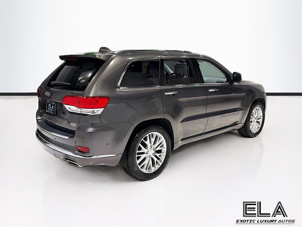 2017 Jeep Grand Cherokee Signature Leather-Wrapped Interior Package! LOOK INTERIOR SEATS! - 23013992 - 53