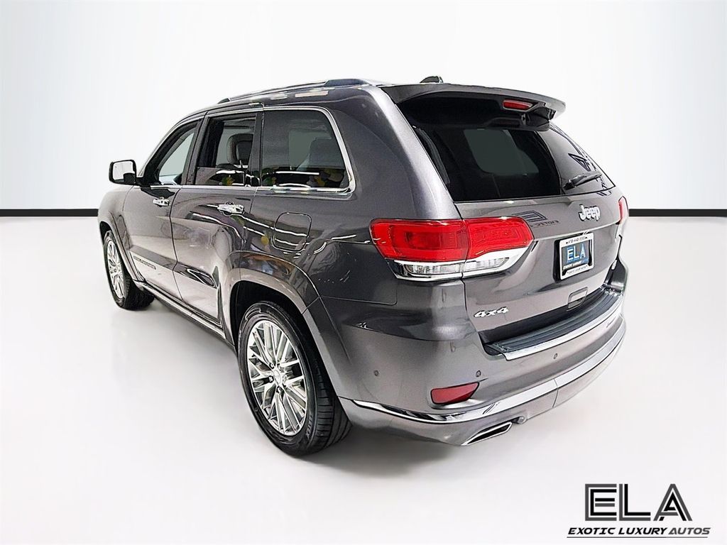 2017 Jeep Grand Cherokee Signature Leather-Wrapped Interior Package! LOOK INTERIOR SEATS! - 23013992 - 58