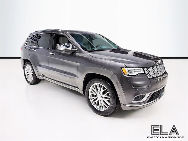 2017 Jeep Grand Cherokee Signature Leather-Wrapped Interior Package! LOOK INTERIOR SEATS! - 23013992 - 8
