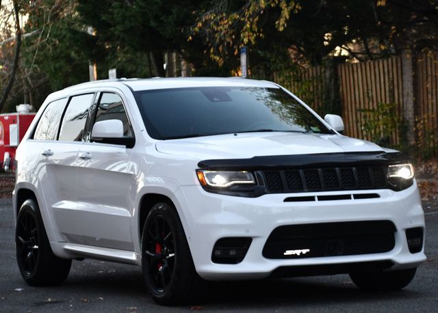 2017 Jeep Grand Cherokee SRT 4x4 - 22655106 - 3