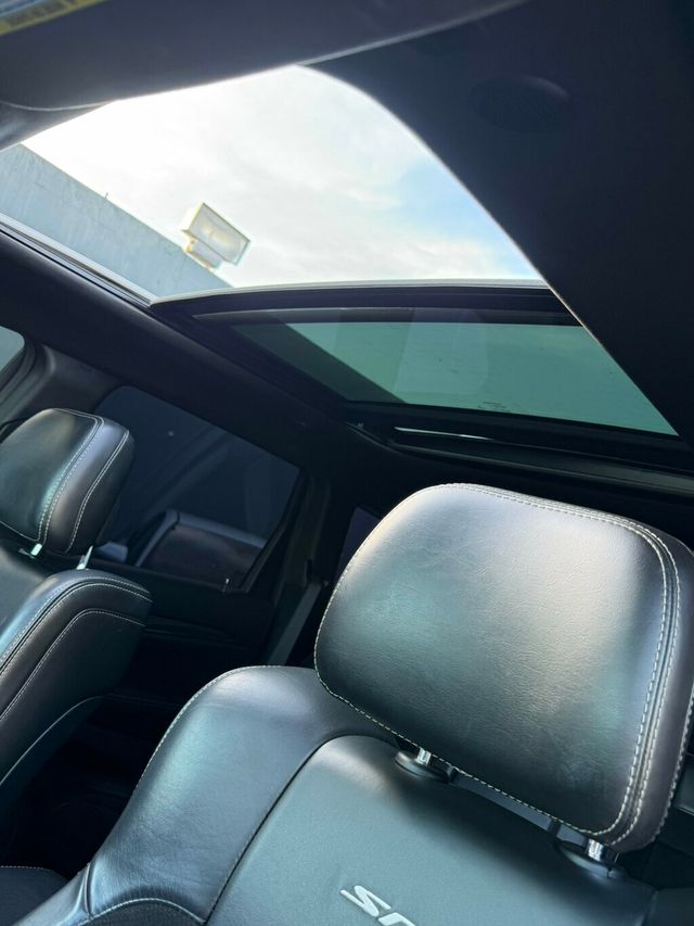 2017 Jeep Grand Cherokee SRT 4x4 - 23002392 - 23