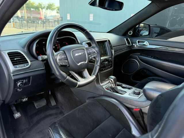 2017 Jeep Grand Cherokee SRT 4x4 - 23002392 - 8