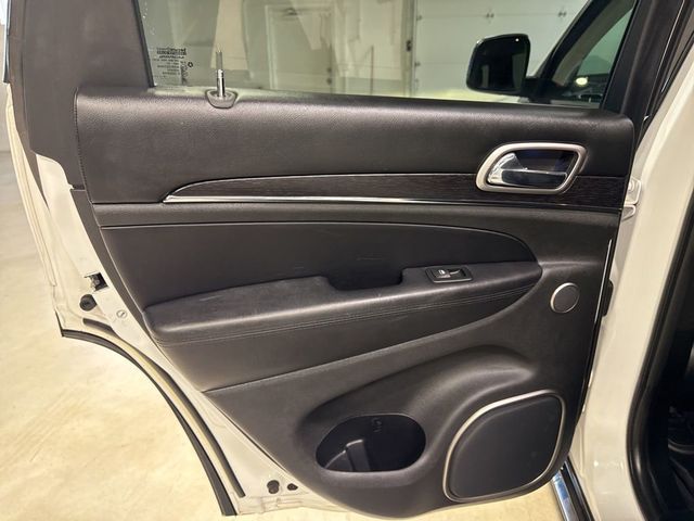 2017 Jeep Grand Cherokee Summit 4x4 - 23029104 - 37