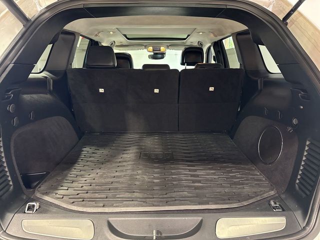 2017 Jeep Grand Cherokee Summit 4x4 - 23029104 - 38