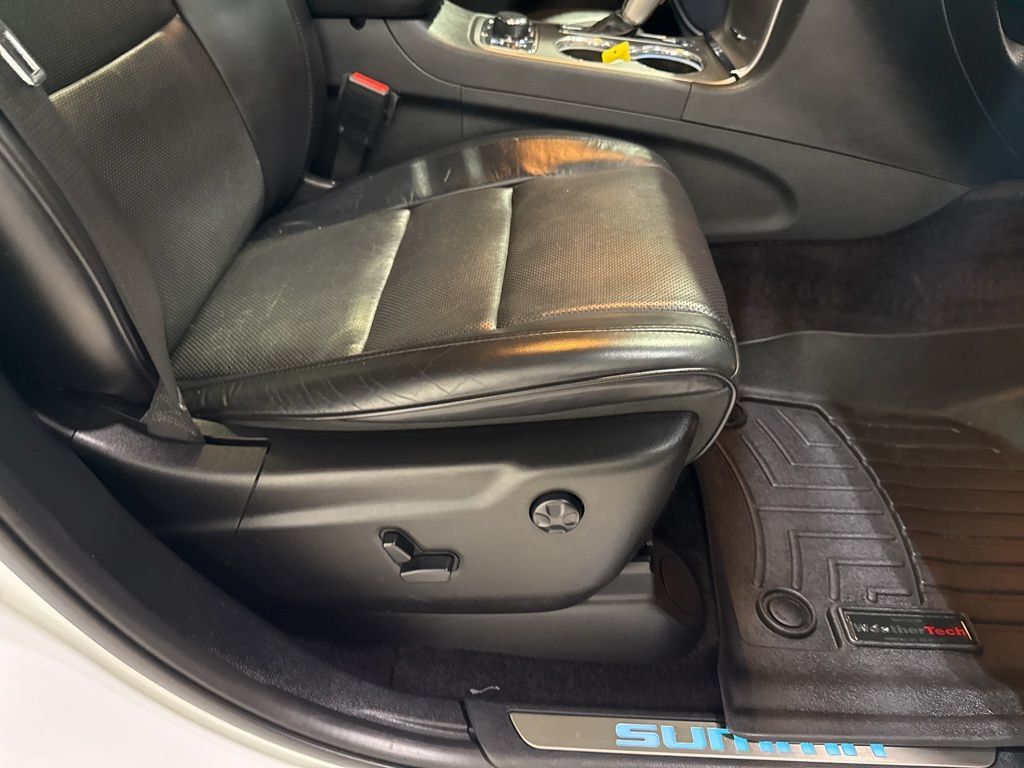 2017 Jeep Grand Cherokee Summit 4x4 - 23029104 - 47