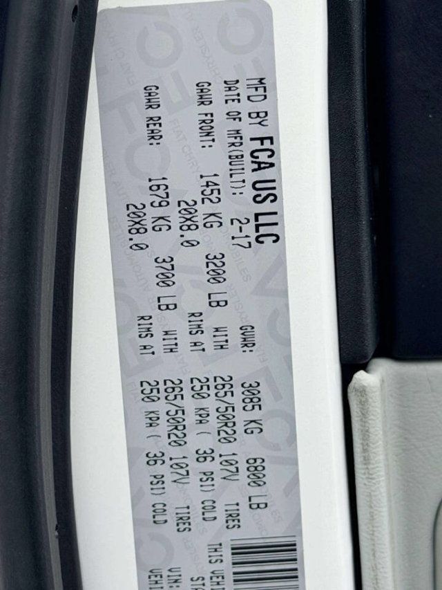 2017 Jeep Grand Cherokee Summit 4x4 - 23017458 - 30