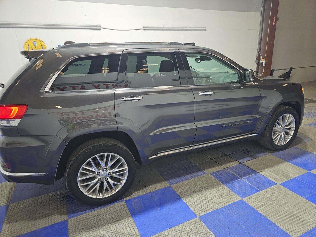 2017 Jeep Grand Cherokee Summit 4x4 - 23013992 - 1