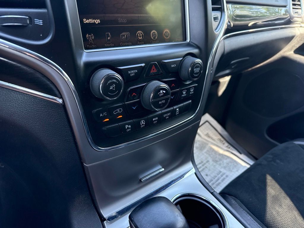 2017 Jeep Grand Cherokee Trailhawk 4x4 - 23057614 - 16