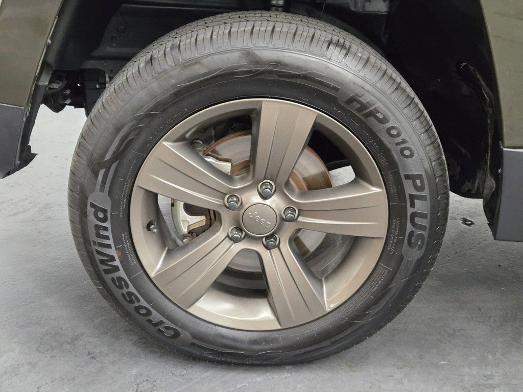 2017 Jeep Patriot 75th Anniversary Edition FWD - 22931390 - 5