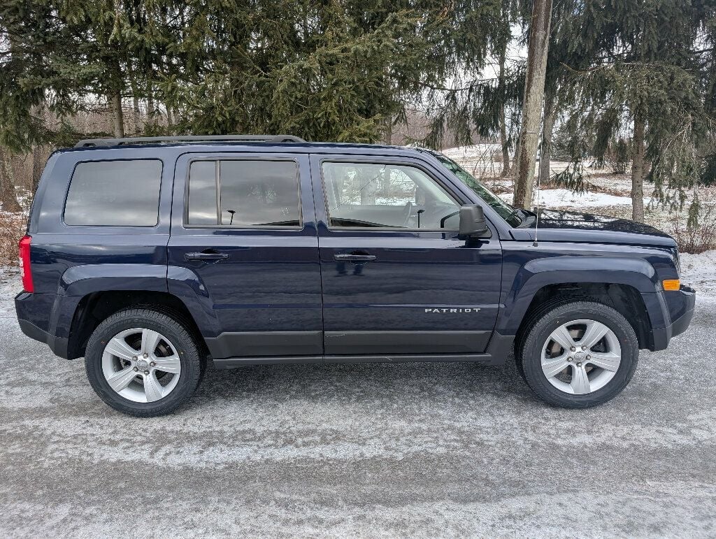 2017 Jeep Patriot ONE OWNER - ONLY 14K MILES - 22768648 - 2