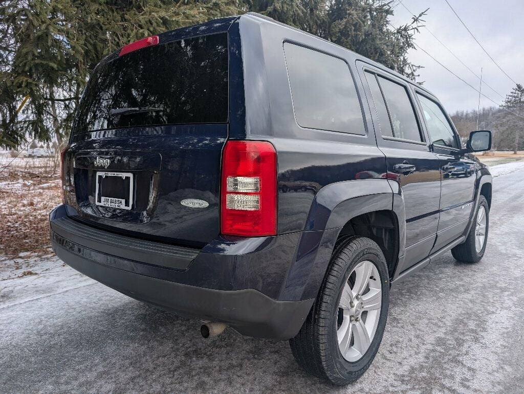 2017 Jeep Patriot ONE OWNER - ONLY 14K MILES - 22768648 - 4