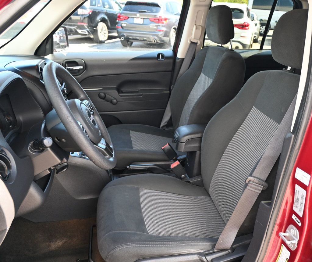 Jeep Patriot photo 12