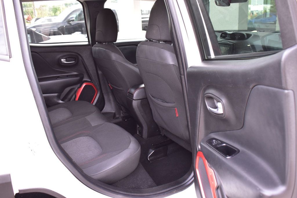 2017 Jeep Renegade  - 23052228 - 19