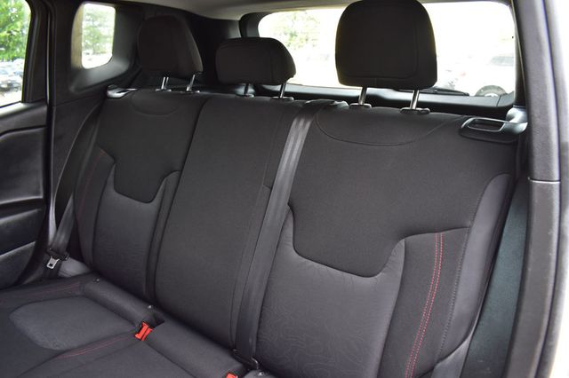 2017 Jeep Renegade  - 23052228 - 21