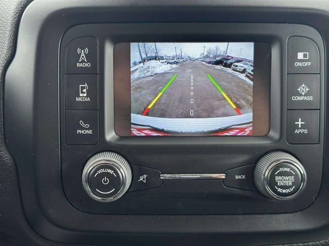 2017 Jeep Renegade Altitude 4x4 - 22958730 - 19