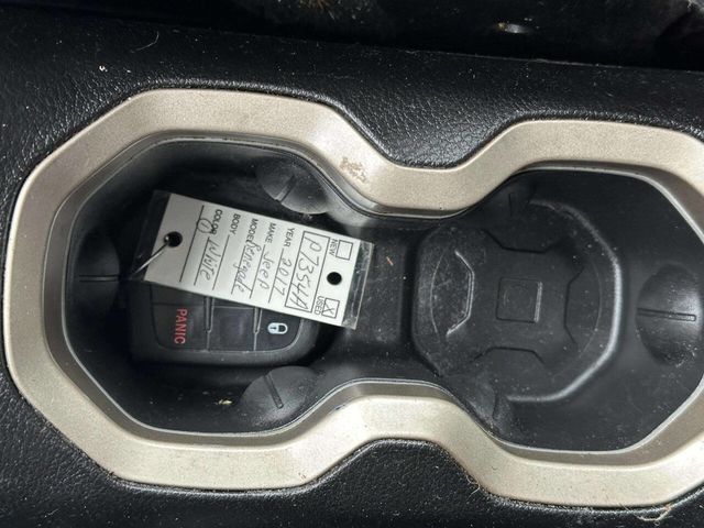 2017 Jeep Renegade Altitude 4x4 - 22958730 - 23