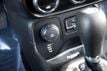 2017 Jeep Renegade Latitude 4x4 - 23003372 - 41