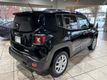 2017 Jeep Renegade Latitude 4x4 - 22716744 - 5