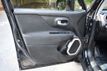 2017 Jeep Renegade Latitude 4x4 - 23066353 - 10