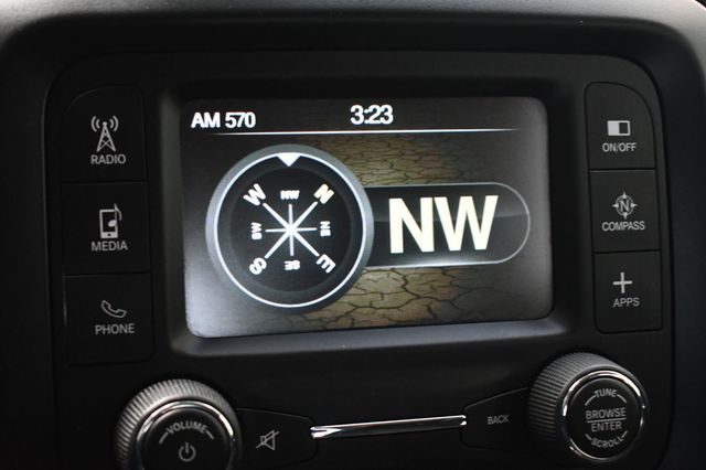 2017 Jeep Renegade Latitude 4x4 - 23066353 - 37